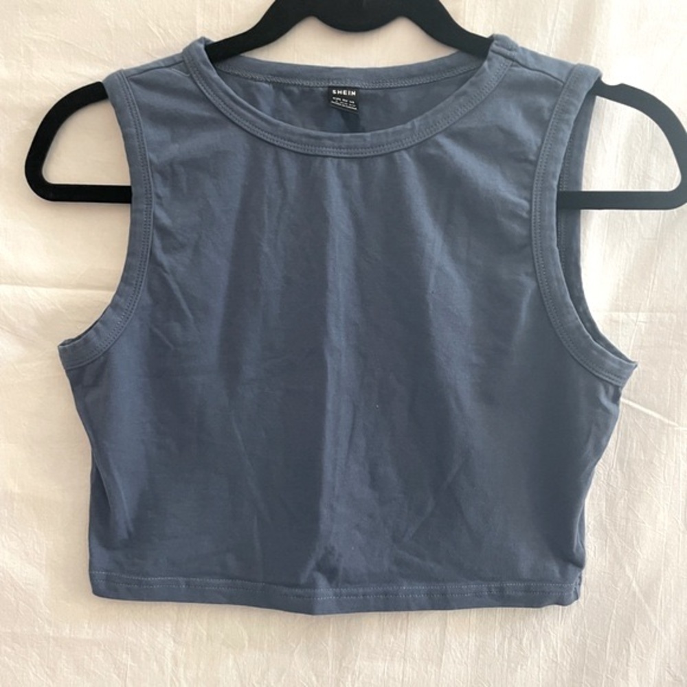 EUC Shein Womens Cropped Tank Top